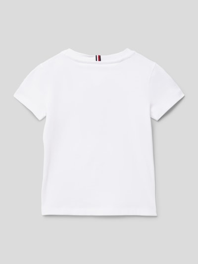 Tommy Hilfiger Teens T-shirt o kroju regular fit z wielokolorowym, wyhaftowanym logo Biały 3