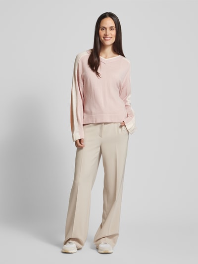 Marc Cain Wollen pullover met afgeronde V-hals Roze - 1