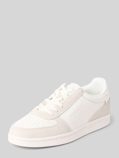 Produktfoto, weißer Sneaker mit echtem Leder Modell 'VINCENZO 2A' von Marc O'Polo, glatte und samtige Texturen, Herren Sneaker