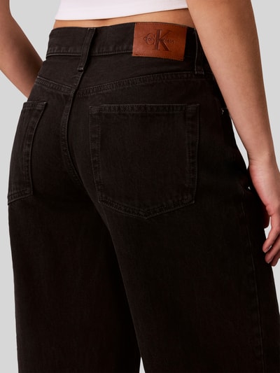 Calvin Klein Jeans Relaxed Fit Jeans aus reiner Baumwolle mit Label-Patch Black 5
