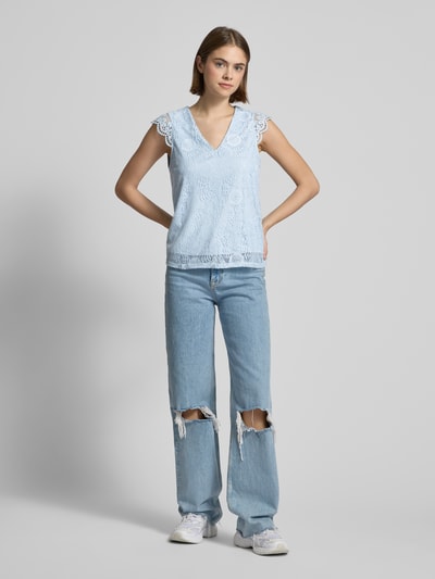 Pieces Regular Fit Top mit Spitzenbesatz Modell 'COLLINE' Hellblau 1