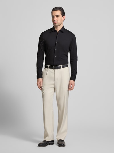 HUGO Slim Fit Businesshemd in Struktur-Optik Modell 'ERMO' Black 1