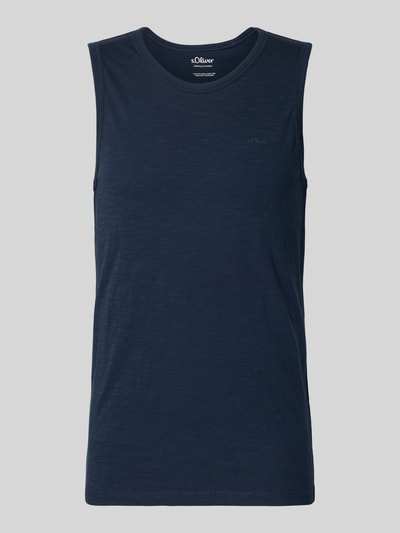 Produktfoto, Regular Fit Tank Top aus reiner Baumwolle von s.Oliver RED LABEL, Optik: Unifarben, Flammgarn-Textur, Label-Print auf Brust, dunkelblau.