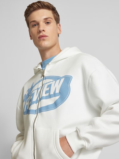 REVIEW Sweatjacke mit Label-Print Offwhite 3