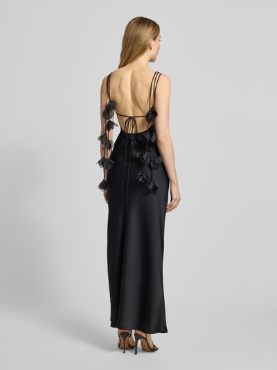 Neo Noir Maxikleid aus Satin mit floralen Applikationen Black 5