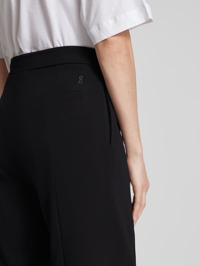 Armedangels Regular Fit Bermudas mit fixierten Bügelfalten Modell 'LAIDAA' Black 3