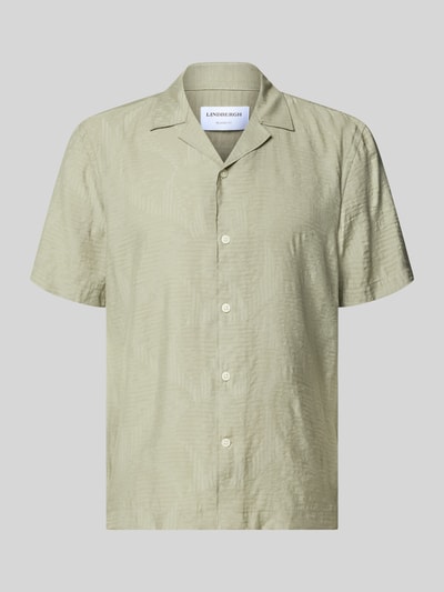 Produktfoto, Modern Fit Freizeithemd mit Strukturmuster von Lindbergh aus Viskose-Mix, Reverskragen, Knopfleiste, beige, texturierte Oberfläche