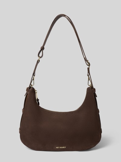 Produktfoto, Shoulder Bag aus reinem Kalbsleder Modell 'Lifetime Sister' von Hey Marly in Dunkelbraun, strukturierte Oberfläche, goldfarbene Details, Hauptfach mit Reißverschluss, abnehmbarer Schulterriemen, Maße: 35x28x12 cm, Schulterriemenlänge 90 cm.