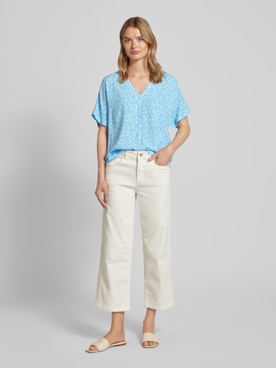 Vero Moda Loose Fit Blusenshirt aus Viskose mit V-Ausschnitt Modell 'EASY' Hellblau 1