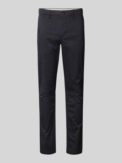 Produktfoto, Slim Fit Chino aus Baumwoll-Mix Modell 'BLEECKER' von Tommy Hilfiger in Dunkelblau, Optik: unifarben, mit Gürtelschlaufen, Knopf und verdecktem Reißverschluss, seitliche Eingrifftaschen und Gesäßtaschen, Label Patch, Label Stitching, Label-Prägung, Passform: Slim Fit, Material: Baumwoll-Mix.