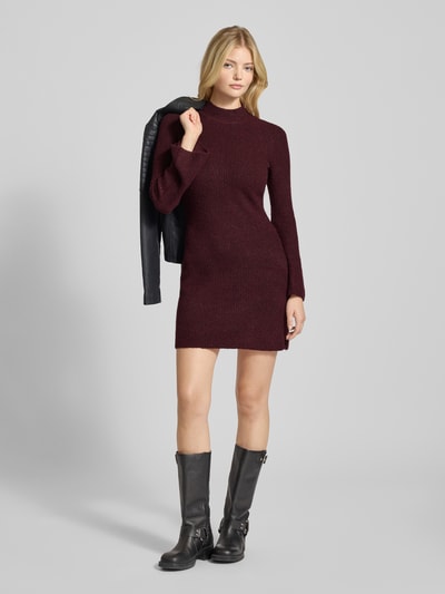 Noisy May Minikleid mit geripptem Stehkragen Bordeaux 1