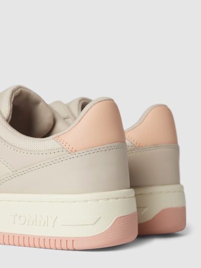 Tommy Jeans Sneakersy z dopasowanym kolorystycznie obszyciem model ‘Retro’ Beżowy 3