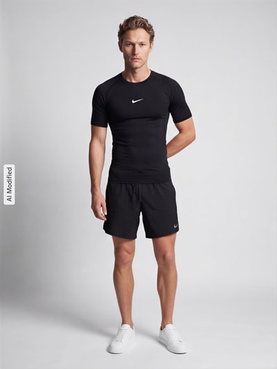 Nike Training Slim Fit Sport-T-Shirt mit Label-Print Black 1