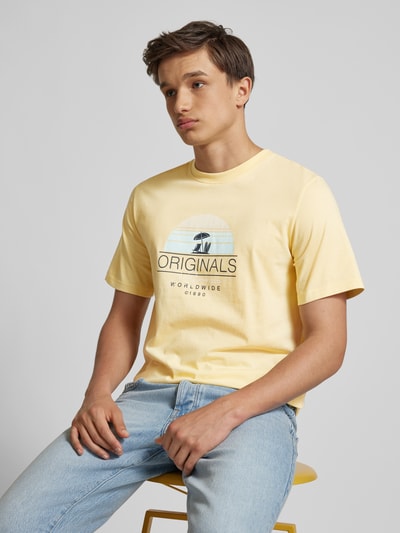 Jack & Jones T-shirt z nadrukiem z logo model ‘CYRUS’ Jasnożółty 3