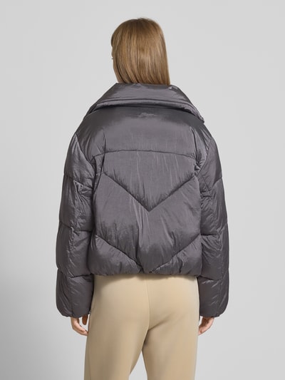 BOSS Orange Regular Fit Steppjacke aus schimmerndem Gewebe Modell 'PADILENA' Flieder 5