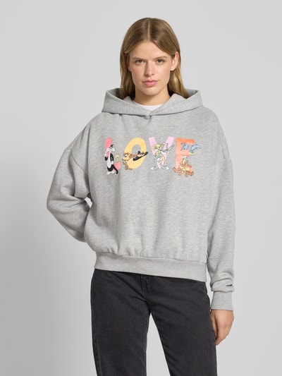 Review Hoodie mit Motiv-Print und überschnittenen Schultern Hellgrau Melange 4