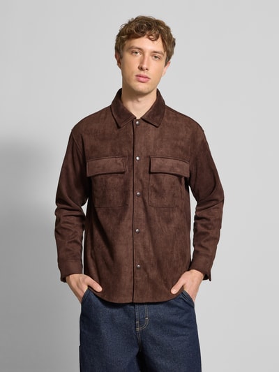 Only & Sons Regular Fit Jacke in Velourslederoptik mit Brustpattentaschen Modell 'RAVI' Dunkelbraun 4