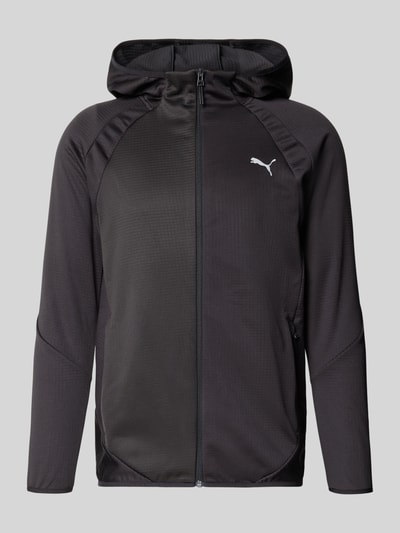 Produktfoto, Regular Fit Trainingsjacke mit Logo-Print von PUMA PERFORMANCE in Schwarz, Kapuze, Reißverschluss, Eingrifftaschen, elastische Abschlüsse