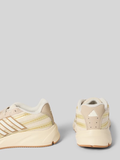 Produktfoto, Low Top Sneaker mit Velours-Optik-Details Modell 'TECHNOCHAOS 2000' von adidas Sportswear, mehrfarbig, strukturierte Sohle, Logo-Applikation, flache Absatzform, Textil-Mix