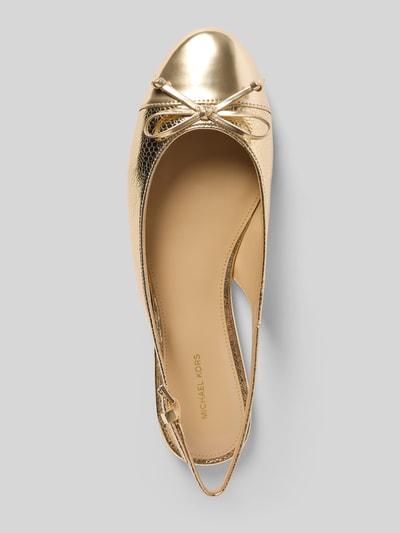 Produktfoto, Ballerina aus Leder-Mix Modell 'Piper' von MICHAEL Michael Kors in Gold mit offener Ferse und Zierschleife, abgerundete Form