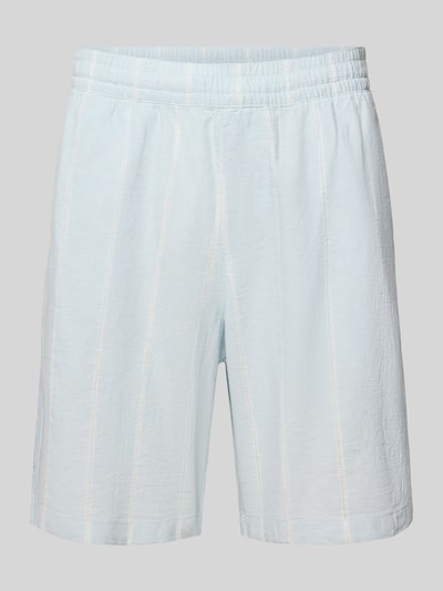 Produktfoto, Leinenshorts mit Logo-Stitching von REVIEW, hellblau gestreift, Baumwoll-Mix mit Leinen-Anteil, Elastikbund, Regular-Fit, Seitliche Eingrifftaschen, strukturierte Oberfläche