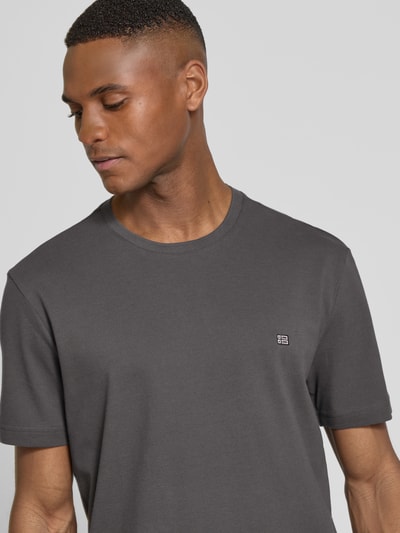 Christian Berg Men T-Shirt mit Label-Stitching Anthrazit 3