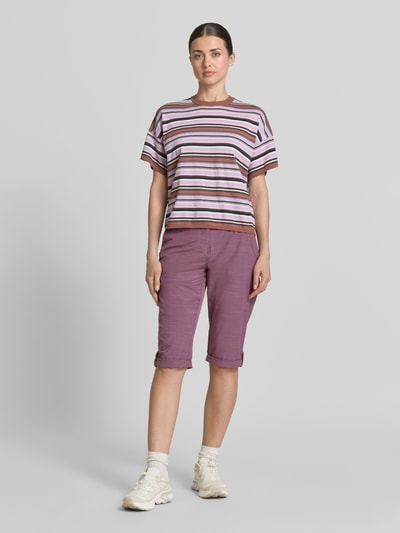 G.I.G.A. DX Bermudas mit Gürtel und Eingrifftaschen Lila 1