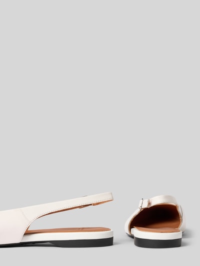 Produktfoto, Slingbacks aus echtem Leder Modell 'HERMINE' von Vagabond, Optik: Unifarben, Schuhspitze spitz, Blockabsatz, Dornschließe, leicht strukturierte Sohle.