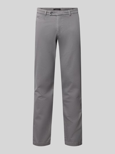 Produktfoto, graue Slim Fit Chino aus Baumwoll-Mix von bugatti mit Münztasche, Gesäßtaschen und Knopf- sowie Reißverschluss