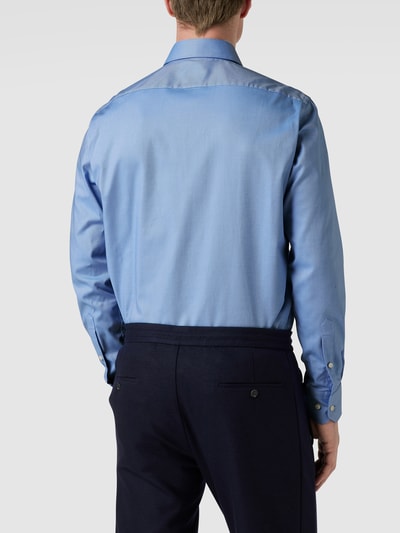 BOSS Modern Fit Koszula biznesowa o kroju slim fit z fakturowanym wzorem Błękitny 5