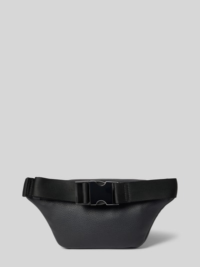 Produktfoto, Bauchtasche mit Label-Applikation Modell 'QUANTIC' von HUGO, czarne, jednolita, fakturowana skóra, zamknięcie na zamek, pasek biodrowy
