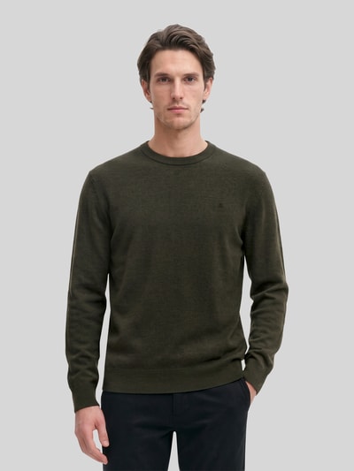 Marc O'Polo sweter w kroju regular fit z mieszanki bawełny z dodatkiem żywej wełny Ciemnobrązowy 4