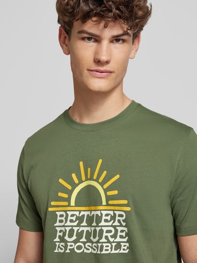 CHAMPION T-Shirt mit Label-Details Oliv 3