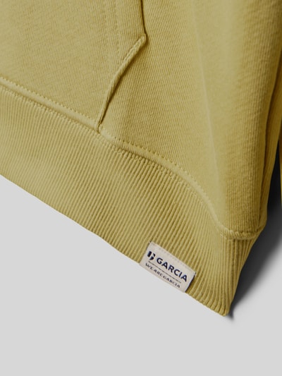 Produktfoto, Hoodie mit Kapuze von Garcia aus Reine Baumwolle mit Lockerer-Schnitt, Label-Details, Känguru-Tasche, Gerippte-Abschlüsse, gelb