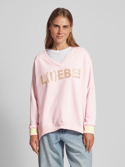 miss goodlife Sweatshirt mit Strasssteinbesatz Modell 'Liebe' Rose 4