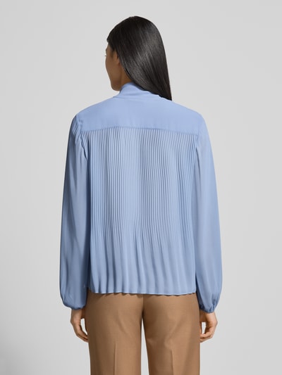 s.Oliver BLACK LABEL Regular Fit Schluppenbluse im Plissee-Look Rauchblau 5