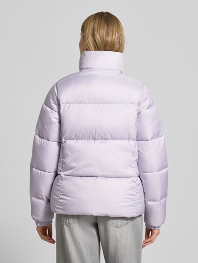 COLUMBIA Steppjacke mit Stehkragen und Reißverschluss Modell 'Puffect™' Flieder 5
