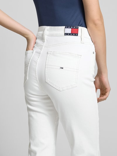 Tommy Jeans Flared Jeans im 5-Pocket-Design Modell 'SYLVIA' Offwhite 3