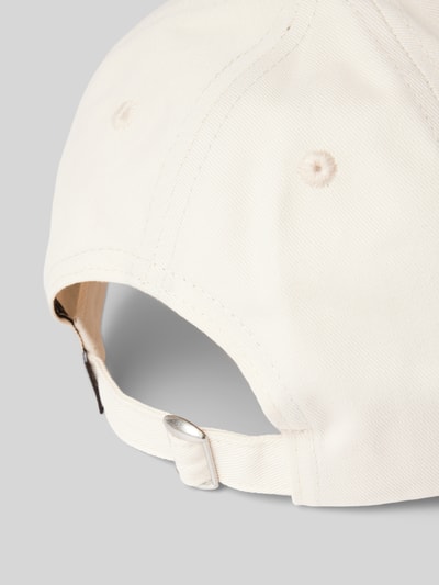 REVIEW Basecap mit Label-Stitching Ecru 3