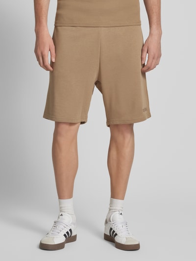 REVIEW Relaxed Fit Sweatshorts mit Label-Stitching Mud 4