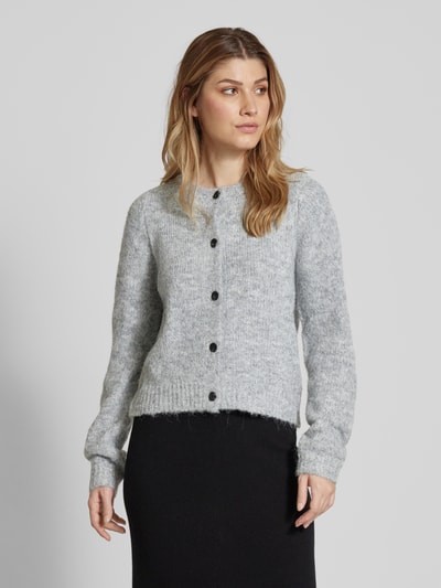 Vero Moda Regular Fit Strickjacke mit Wollanteil und Knopfleiste Modell 'NOVAH' Mittelgrau 4