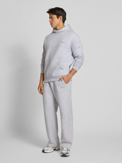 REVIEW Sweatpants mit elastischem Bund Hellgrau Melange 1