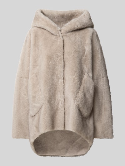 Produktfoto, Oversized Mantel aus Kunstfell von White Label, beżowe sztuczne futro, krój oversized fit, kaptur, nakładane kieszenie, Długość tyłu w rozmiarze 36: 83 cm, Szerokość ramion w rozmiarze 36: 46 cm, Szerokość klatki piersiowej w rozmiarze 36: 82 cm, Długość rękawów w rozmiarze 36: 69 cm