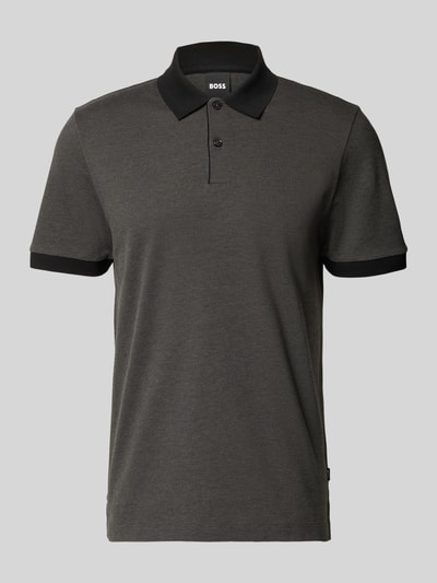 Produktfoto, Regular Fit Poloshirt aus reiner Baumwolle Modell 'H-PARLAY 102' von BOSS in Bi-Color Optik mit Polokragen, Kurzarm und kurzen Knopfleiste, feine Struktur und Seitenschlitzen.