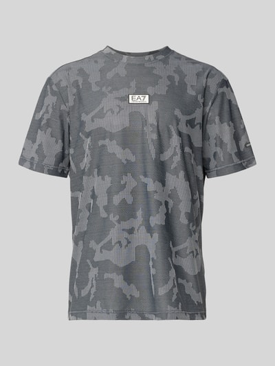 Produktfoto, T-shirt met ronde hals en labeldetail van EA7 Emporio Armani, materiaalmix met stretch, regular fit, ruglengte maat M 69 cm, grijze camouflageprint