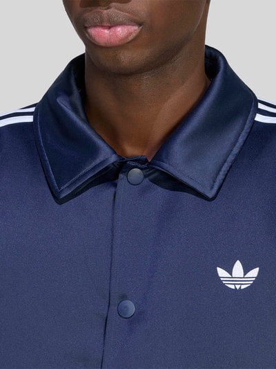 adidas Originals Bluza rozpinana o kroju relaxed fit z wyhaftowanym logo Granatowy 3
