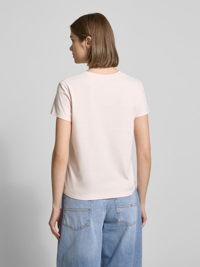 Levi's® T-Shirt mit Label-Detail Hellrosa 5