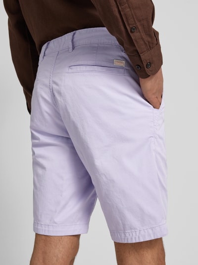 BOSS Orange Slim Fit Chino-Shorts mit Gürtelschlaufen Lila 3
