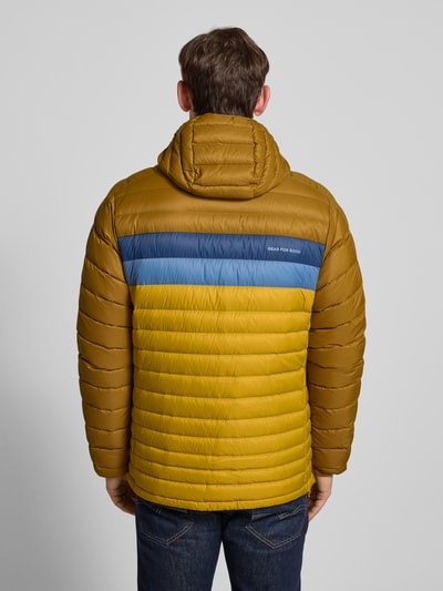 Cotopaxi Daunenjacke mit Kapuze Gold 5