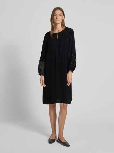 comma Knielanges Kleid aus Viskose mit Schlüsselloch-Ausschnitt Black 4